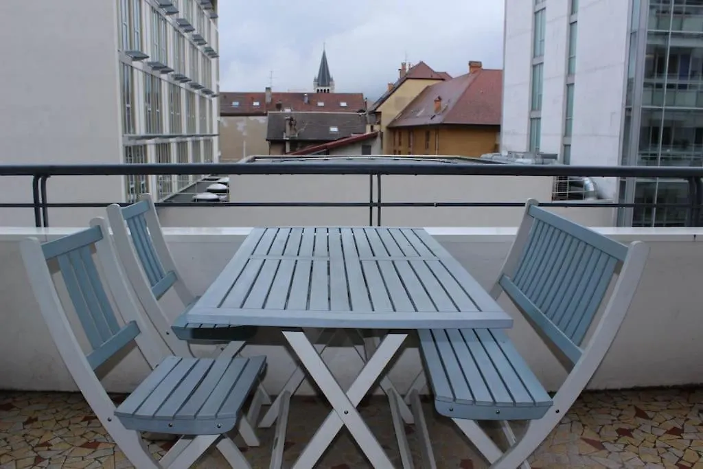 Apartment Le Jane : Centre Ville, Garage, Balcon Annecy France
