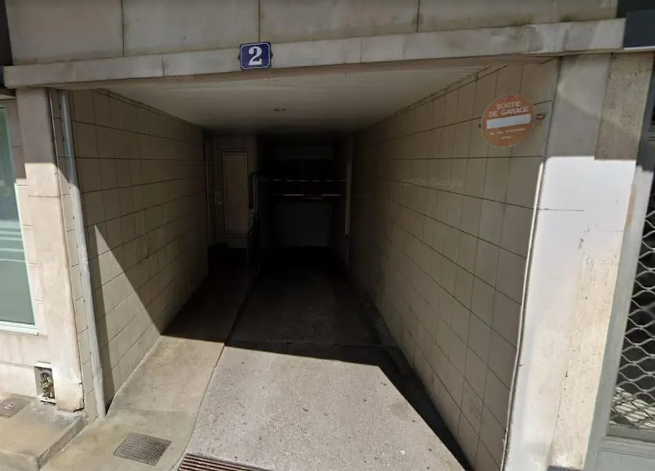 Le Jane : Centre Ville, Garage, Balcon Annecy